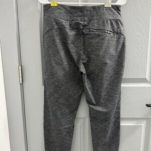 Athleta Grey joggers size medium Pre-Loved excellent condition